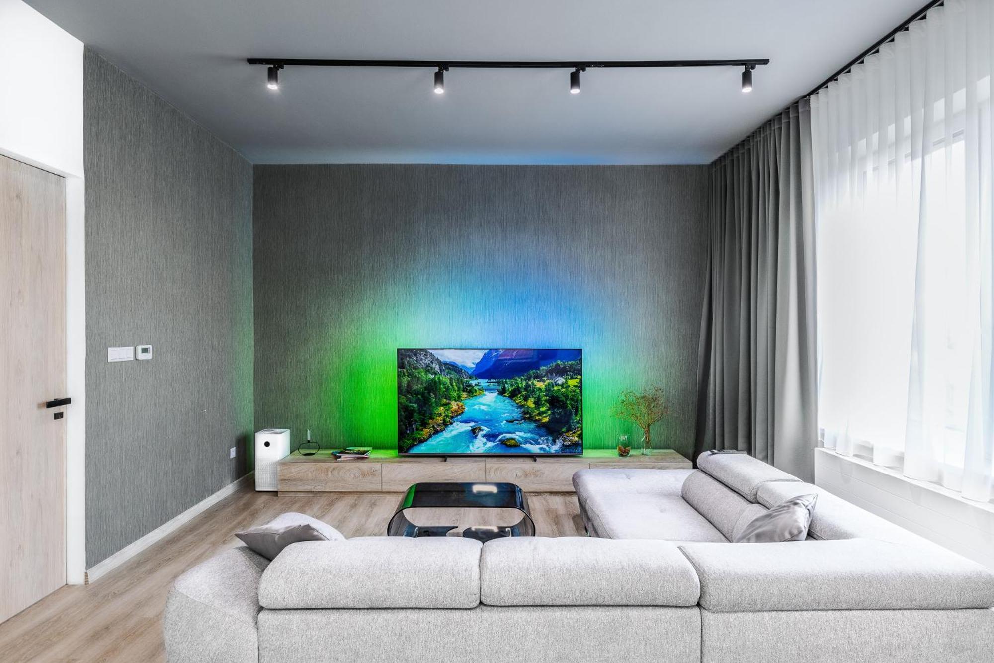 Chalupku - Luxurious Apartment 70M2 In Direct Centrum With Parking Included, Air-Conditioned, Balcony, Quiet Sleep, Best In Town Банська Бистриця Екстер'єр фото